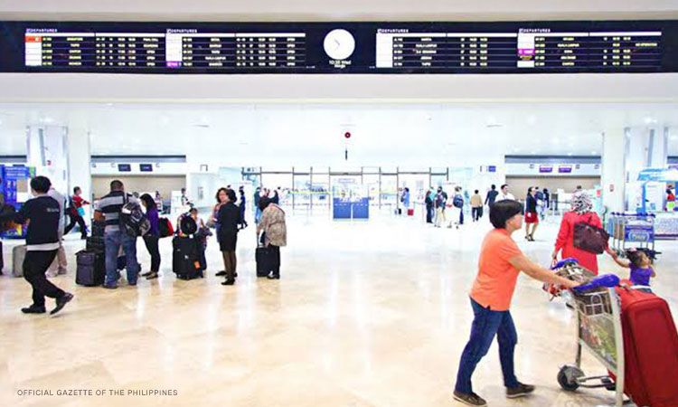 菲律賓開放菲律賓人海外旅行，但仍然禁止觀光旅遊出國