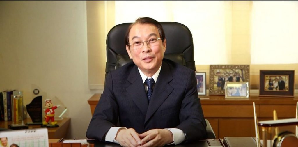 Jollibee创办人Tony Tan Caktiong靠唯一原则身家达24亿美元