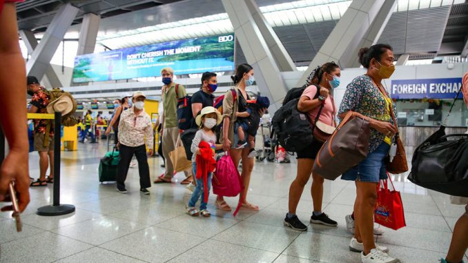 5月30日起接種第3劑疫苗旅客入境菲免除檢測報告