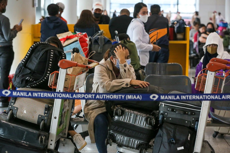 NAIA機場旅客因排隊海關檢查過久而導致搭不上航班