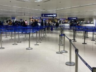 菲移民局敦促外國居民在新年期間出境前辦理再入境許可