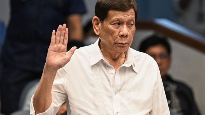 菲前總統杜特蒂Duterte今日回國遭警方依國際刑事法逮捕