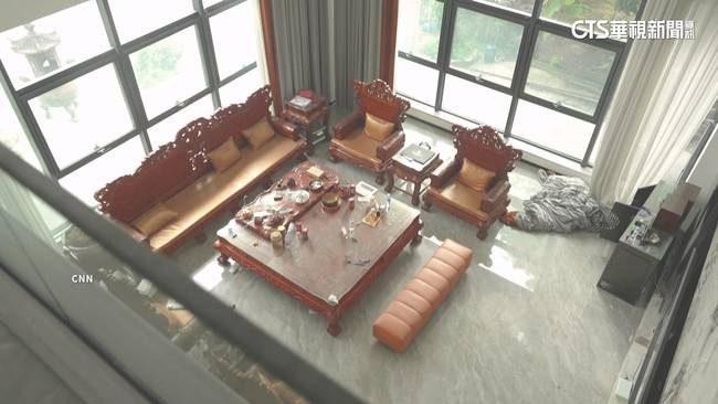 在菲從事人口販運與詐騙CNN直擊中國黑幫大老豪宅