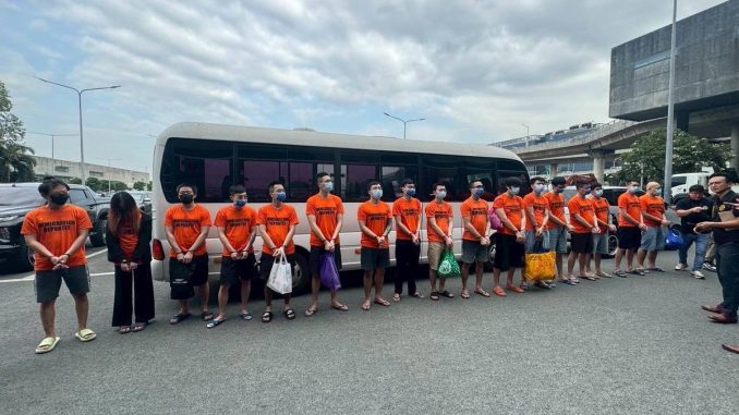 宿霧豪華機房搞愛情詐騙17台人僱菲傭伺候今押解返台受審